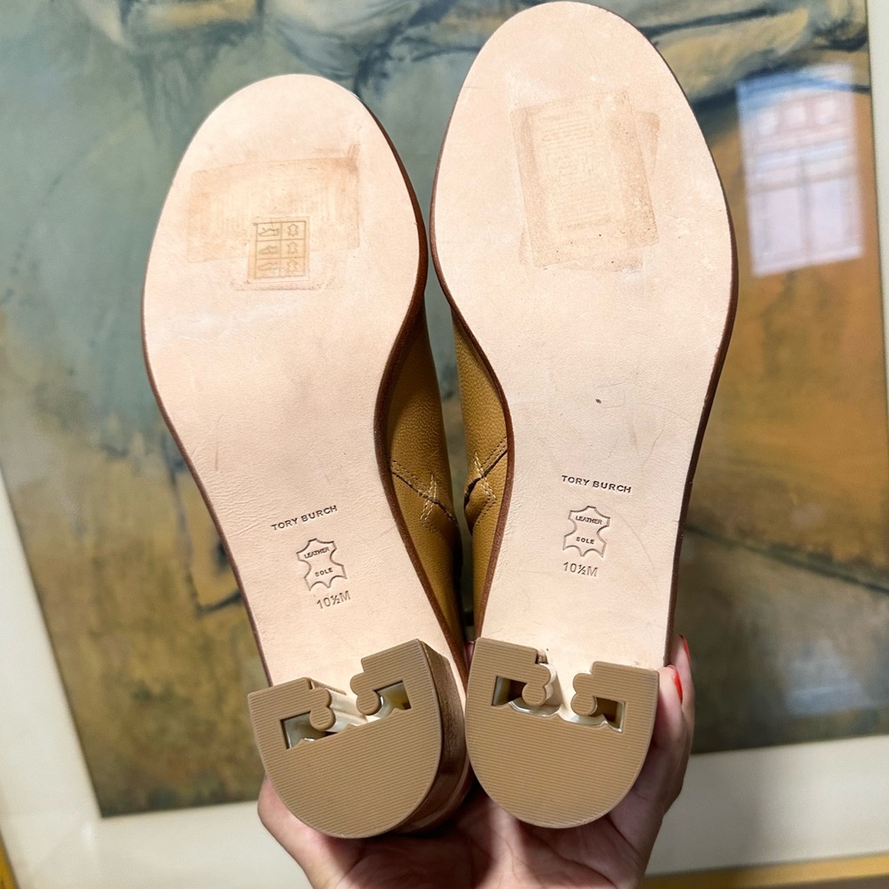 🌸TORY BURCH🌸 Brooke Stamped Heel Leather Bootie Size: 10.5 - Picture 16 of 16